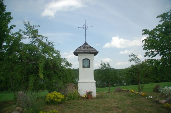 Noordoost Polen Suwalki landschapspark, kapelletje, wandelreis